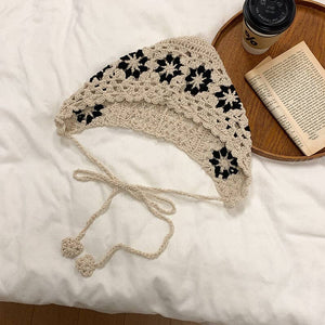 Handmade Crochet Vintage Hat: WHITE