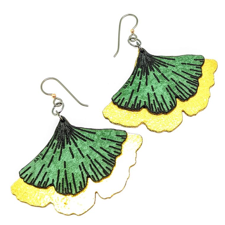 THE GINKGO LEAF EARRINGS - Gold & Green