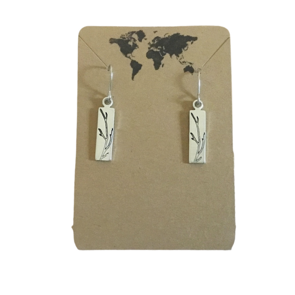 Tree branch small dangle earrings in silver color